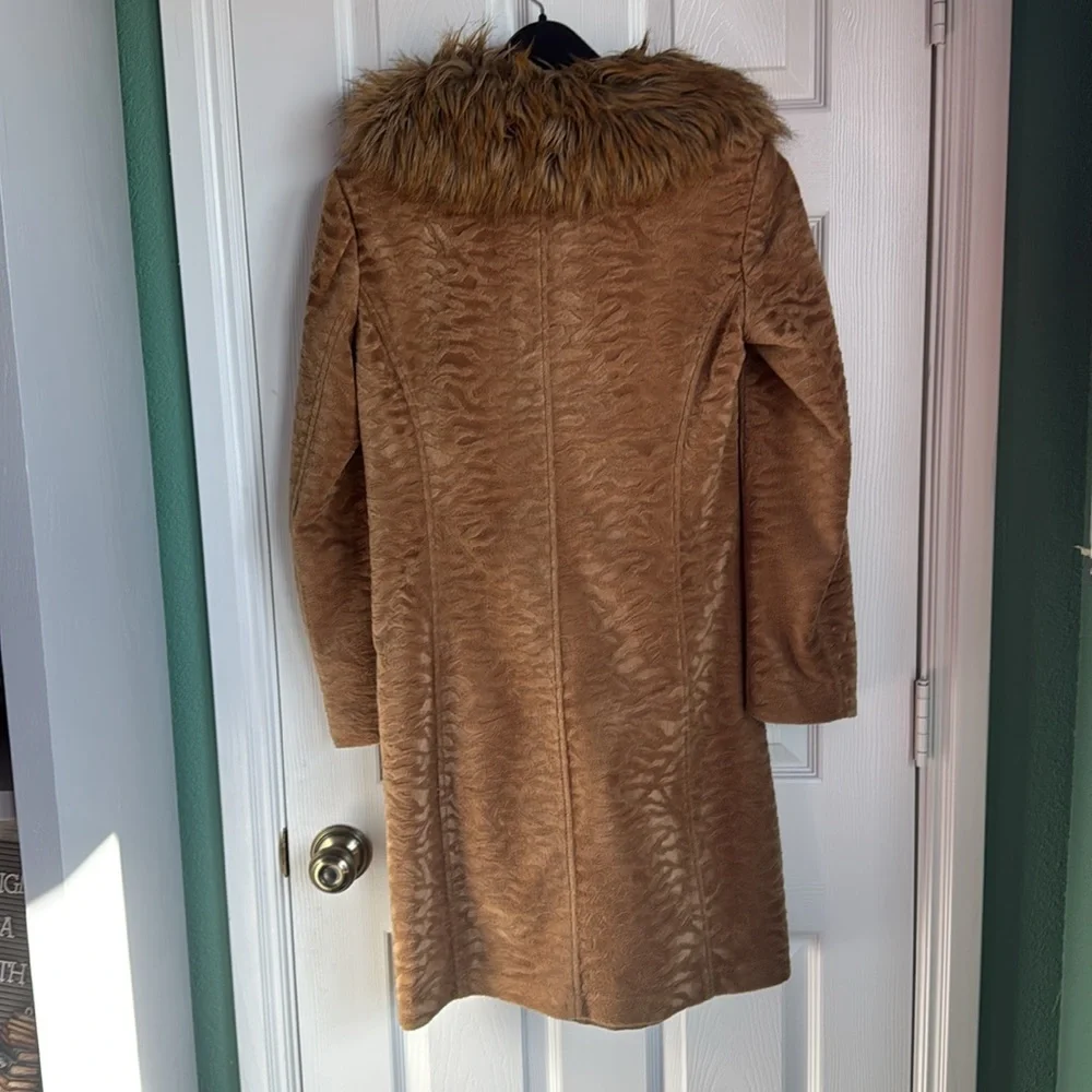 Ladies Tan Coat, size S - Picture 4 of 4